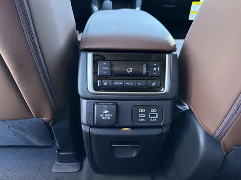 New 2026 Subaru Ascent Touring AWD/4WD image 19