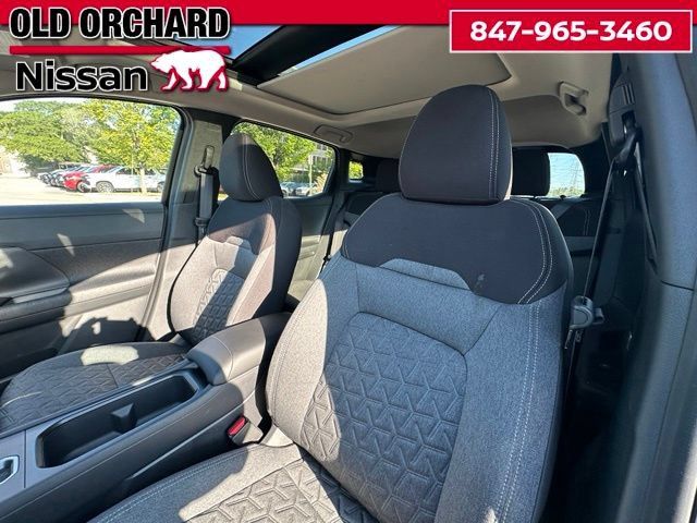 Used 2026 Nissan Kicks SV w/ SV Premium Package AWD/4WD image 11