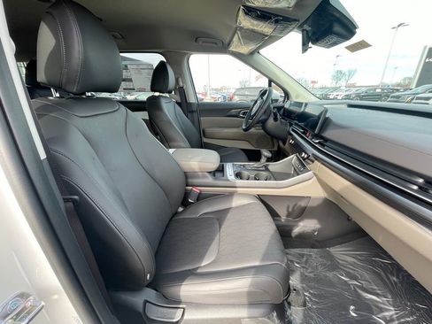 New 2026 Kia Carnival image 28