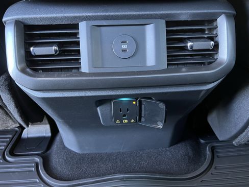 New 2025 Ford F150 Lariat w/ Equipment Group 501A Mid image 59