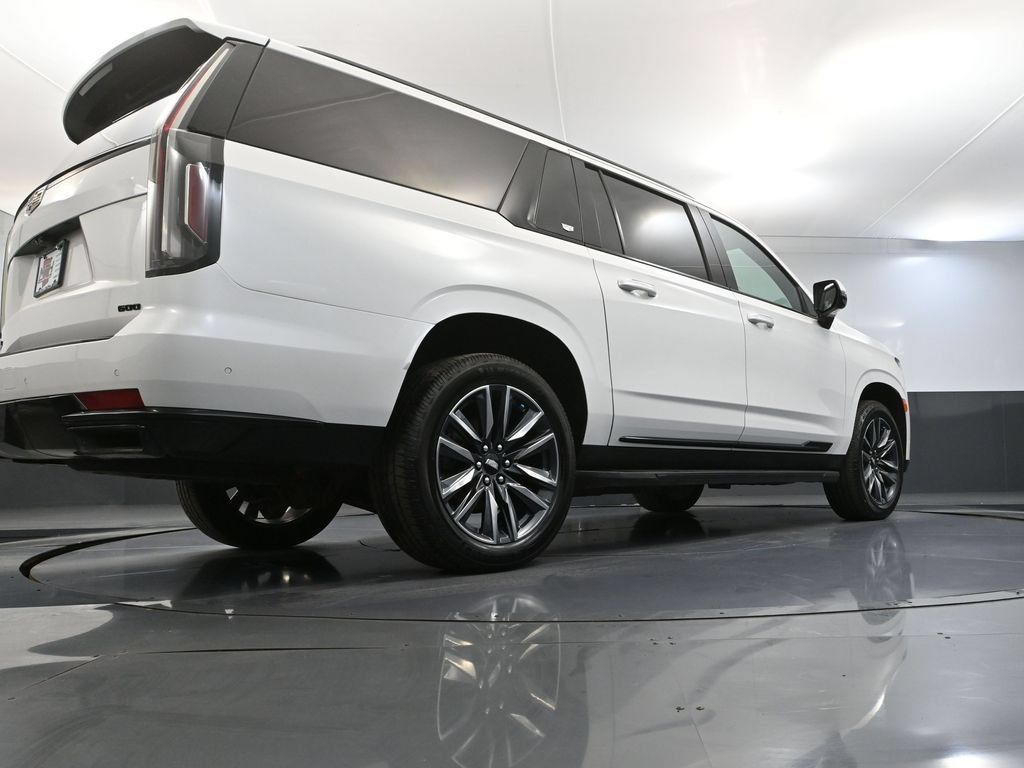 Used 2021 Cadillac Escalade ESV Sport w/ Heavy-Duty Trailer Package AWD/4WD image 65