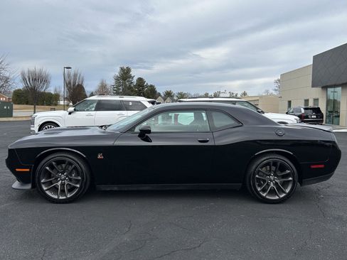 Used 2021 Dodge Challenger R/T Scat Pack image 2