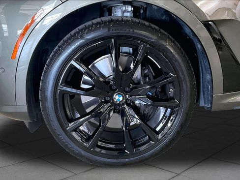 Used 2026 BMW X7 xDrive40i w/ Executive Package AWD/4WD image 10