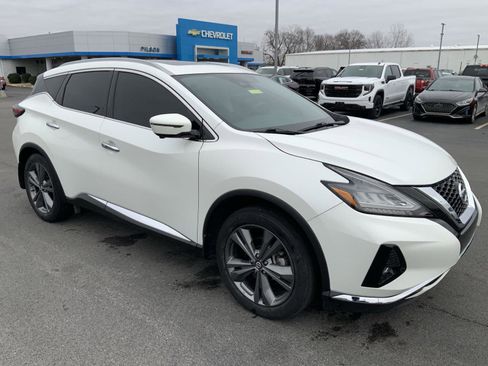 Used 2020 Nissan Murano Platinum w/ Cargo Package image 2