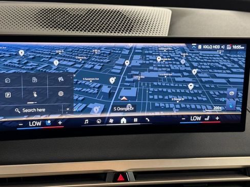 Certified 2024 BMW iX xDrive50 w/ Premium Package AWD/4WD image 25