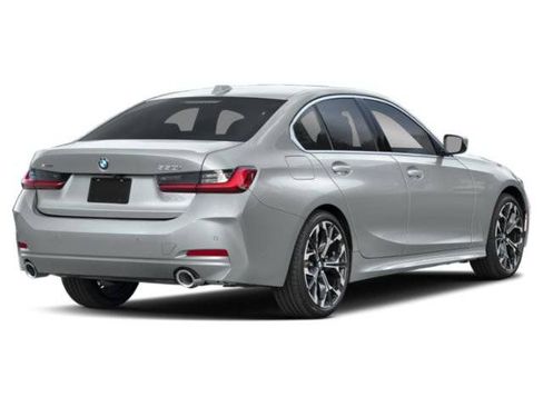 Used 2026 BMW 330i Sedan RWD image 28