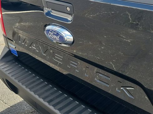 Used 2022 Ford Maverick XLT image 6