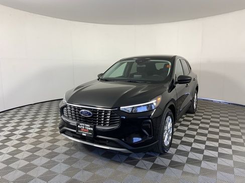 Used 2023 Ford Escape Active image 5