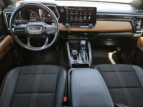 Used 2024 GMC Canyon AT4 image 6