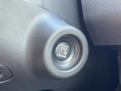 New 2026 RAM ProMaster 2500 w/ Quick Order Package 22G SLT image 19