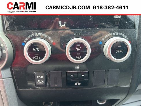 Used 2016 Toyota Sequoia SR5 AWD/4WD image 24