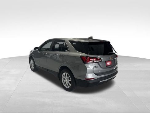 Used 2024 Chevrolet Equinox LT AWD/4WD image 3