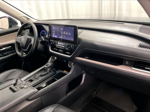Used 2025 Toyota Grand Highlander Limited image 14