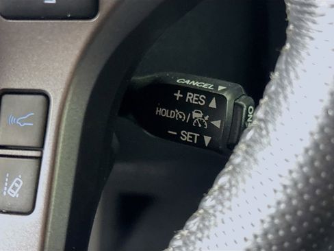 Used 2021 Toyota Tacoma TRD Sport image 9