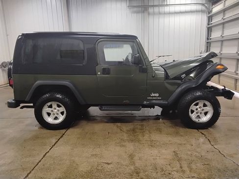 Used 2006 Jeep Wrangler Unlimited AWD/4WD image 2