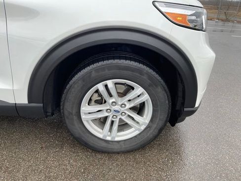 Used 2023 Ford Explorer XLT w/ Equipment Group 202A image 41