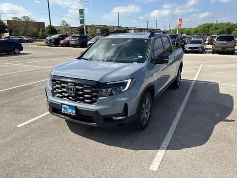 Used 2025 Honda Ridgeline TrailSport image 1