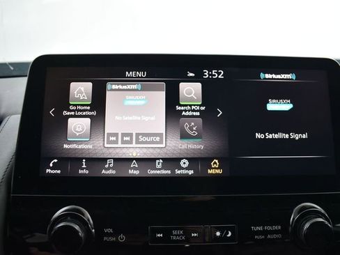 Used 2024 Nissan Armada SL image 29