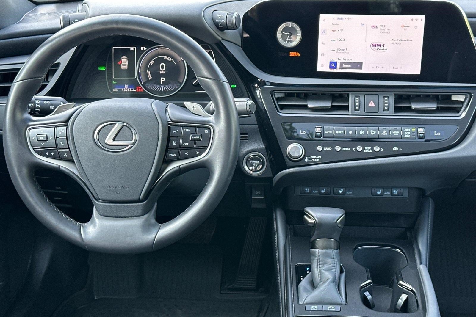 Certified 2025 Lexus ES 300h w/ Premium Package FWD image 30