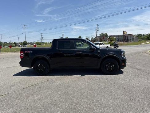 Certified 2025 Ford Maverick XLT w/ XLT Luxury Package AWD/4WD image 3