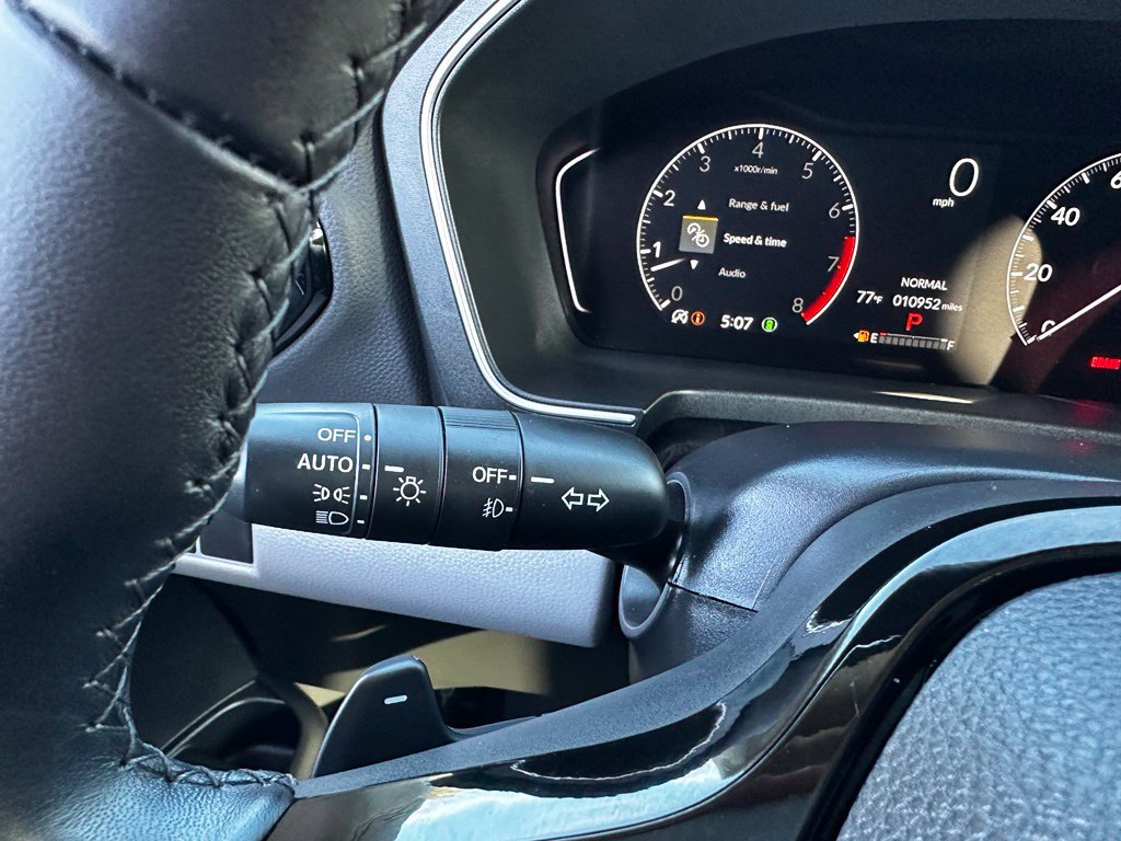 Used 2025 Honda Pilot Touring image 38
