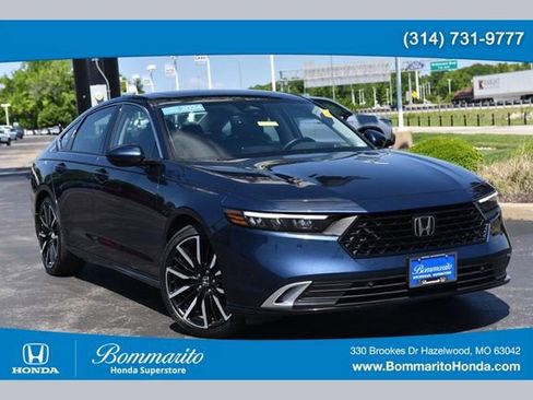 Used 2024 Honda Accord Touring image 1