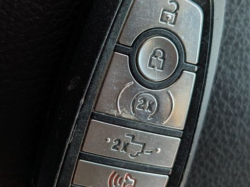 Used 2018 Ford F150 Lariat w/ Equipment Group 502A Luxury AWD/4WD image 42