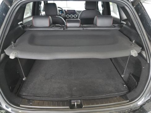 Used 2023 Mercedes-Benz GLA 250 4MATIC image 17