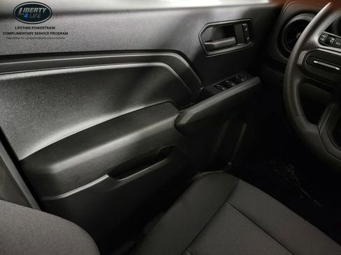 Used 2023 Chevrolet Colorado Trail Boss AWD/4WD image 29