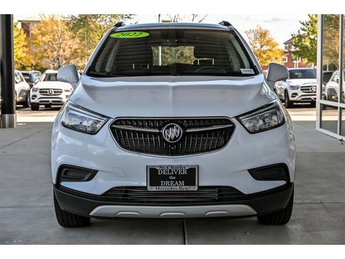 Used 2022 Buick Encore Preferred w/ Safety Package image 2