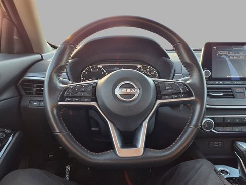 Certified 2023 Nissan Altima 2.5 SR image 15