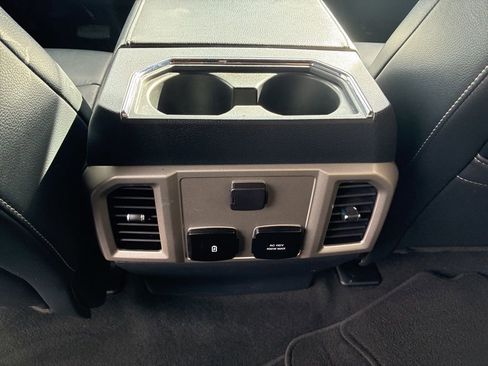 Certified 2022 Ford F250 Lariat w/ Lariat Value Package image 22