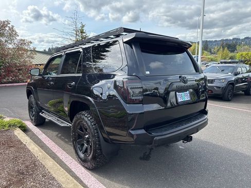 Used 2023 Toyota 4Runner TRD Off-Road Premium w/ Moonroof Package image 5