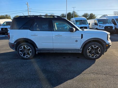 Used 2023 Ford Bronco Sport Outer Banks w/ Tech Package image 5