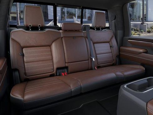 New 2026 GMC Sierra 2500 Denali Ultimate AWD/4WD image 17