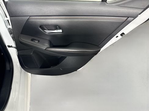Used 2022 Nissan Sentra SR w/ Midnight Edition FWD image 28