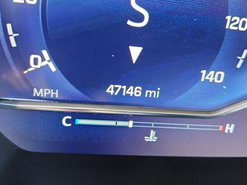 Used 2025 Chevrolet Silverado 1500 LT image 27