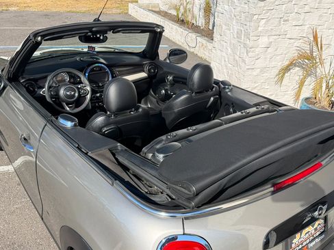 Used 2016 MINI Cooper S image 15