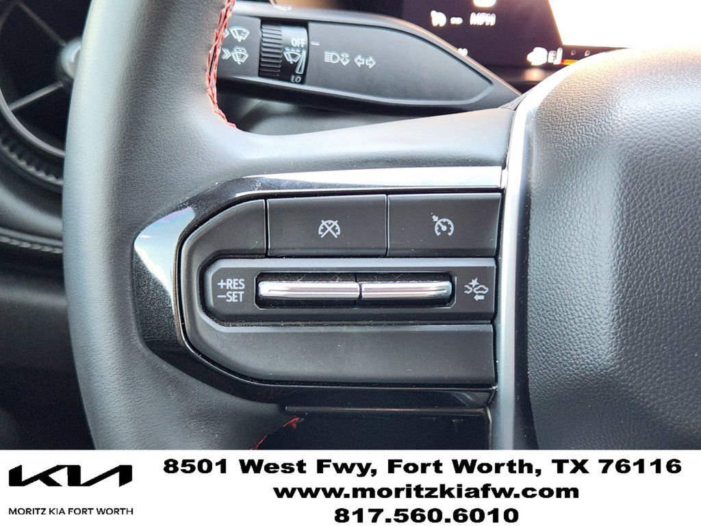 Used 2025 Chevrolet Colorado W/T w/ WT Convenience Package II RWD image 26