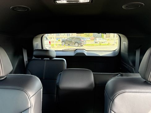 New 2026 GMC Acadia Elevation w/ Super Cruise Package AWD/4WD image 32