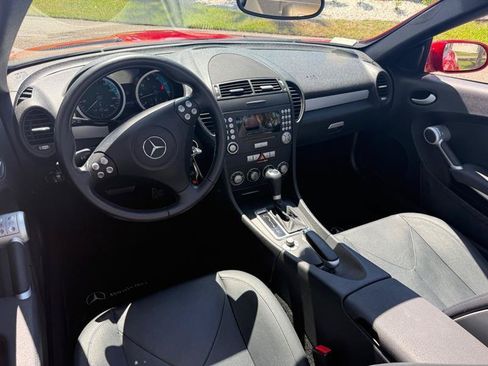 Used 2007 Mercedes-Benz SLK 350 image 9