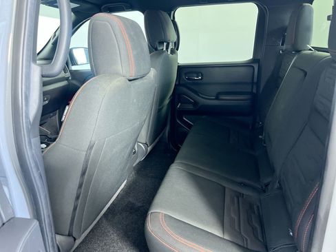 Used 2023 Nissan Frontier Pro-X w/ Pro Convenience Package RWD image 23