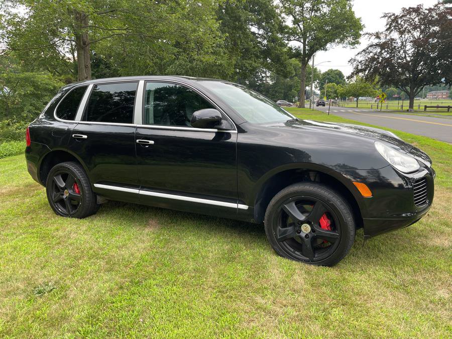 Used 2005 Porsche Cayenne Turbo AWD/4WD image 5