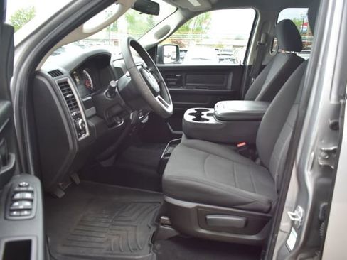 Used 2019 RAM 1500 Express w/ Wheel & Sound Group AWD/4WD image 15