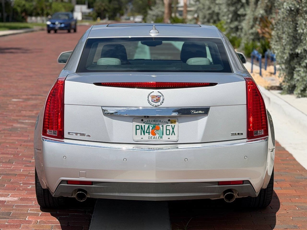 Used 2011 Cadillac CTS Premium AWD/4WD image 9
