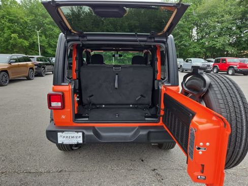 Used 2023 Jeep Wrangler Sport AWD/4WD image 31
