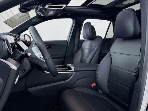 New 2026 Mercedes-Benz GLC 300 image 16