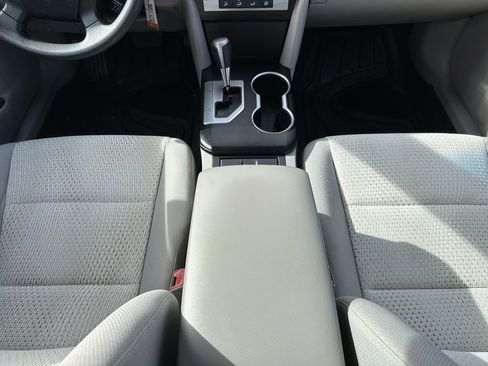 Used 2013 Toyota Camry L image 21