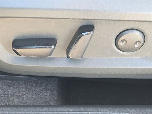 New 2026 Nissan Rogue SV image 14