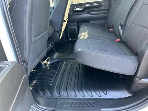 Used 2024 Chevrolet Silverado 3500 LT w/ Convenience Package image 26